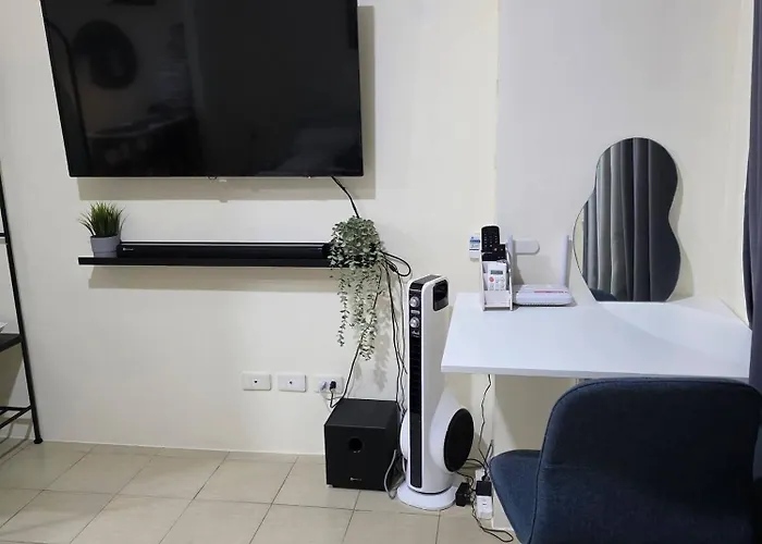 Holiday home Pioneerwoodlands Mandaluyong Unit Manila