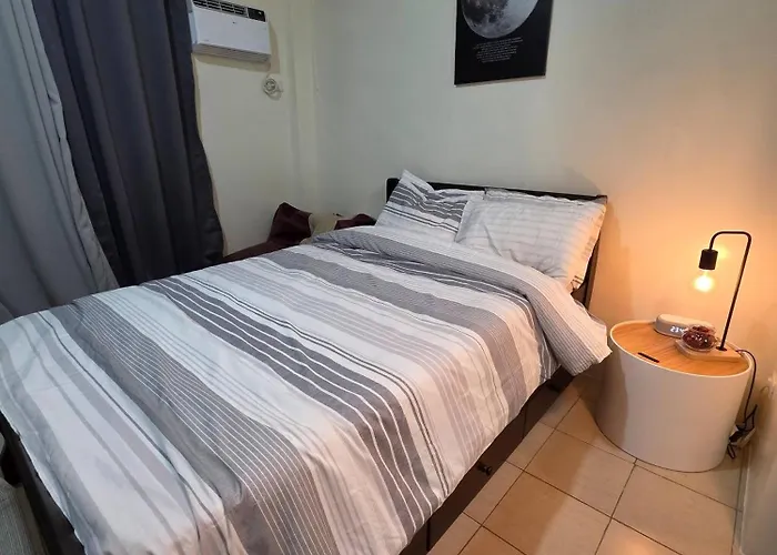 Pioneerwoodlands Mandaluyong Unit * Manila