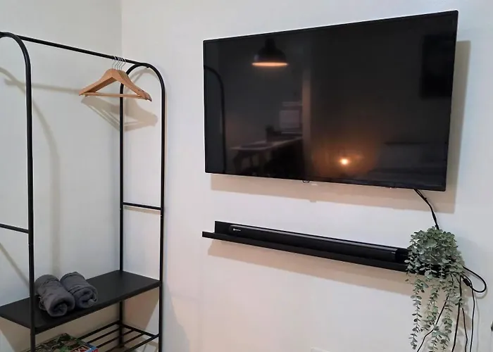 Holiday home Pioneerwoodlands Mandaluyong Unit