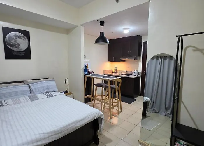 Holiday home Pioneerwoodlands Mandaluyong Unit Manila